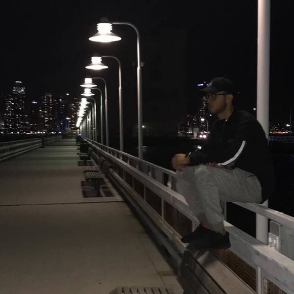 Meet your Posher, Edwin - Picture 1 of 1